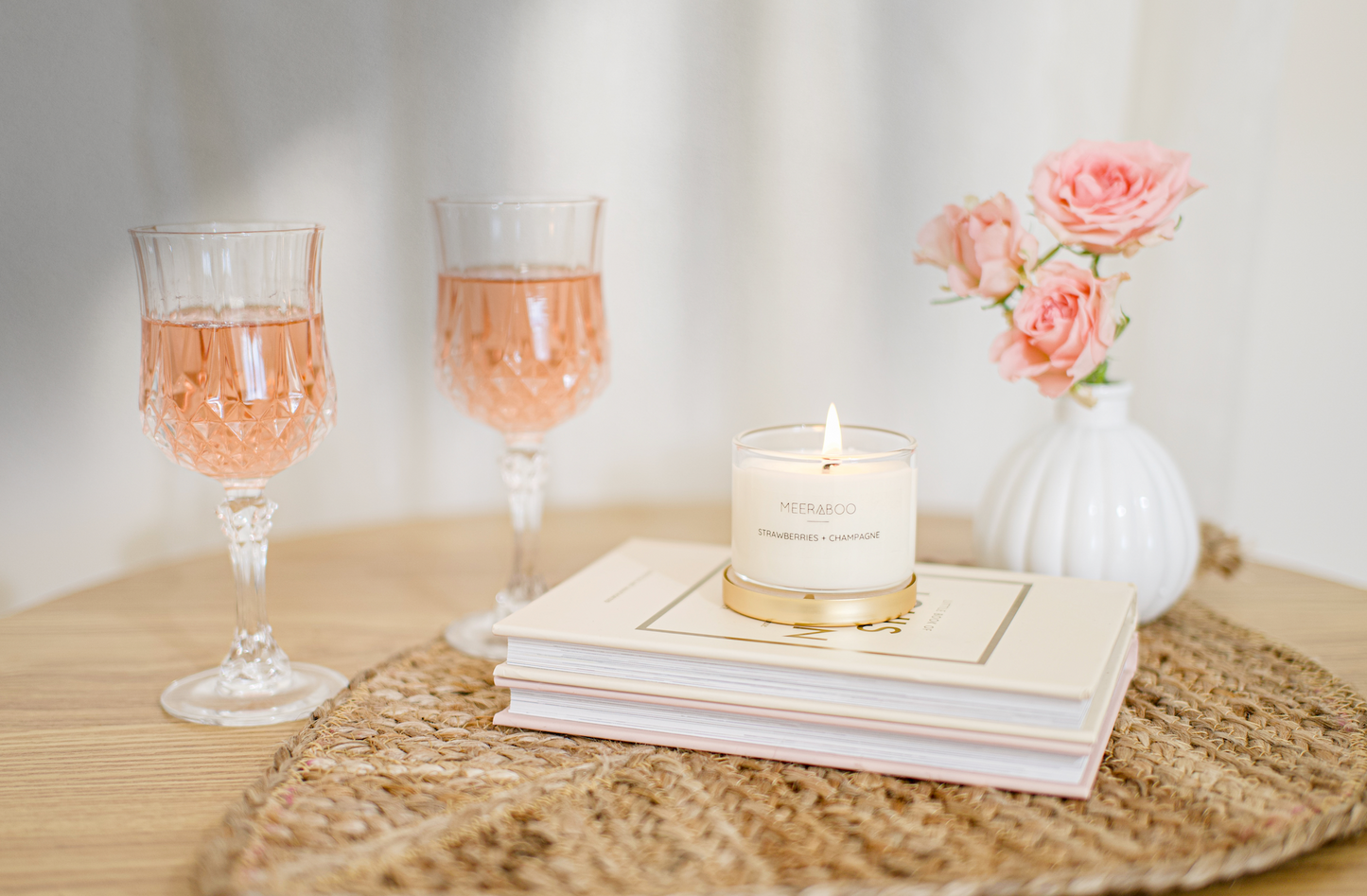 Mini bougie à la cire de soja avec couvercle doré Boule de Noël